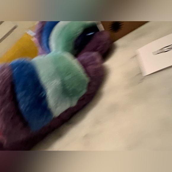 UGG FLUFF YEAH! Purple Combo with back stretch logo Ugg Size 12 Never Worn, NIB - Picture 7 of 10